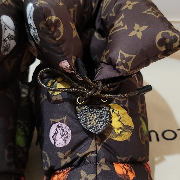 Louis Vuitton Pillow Water Repellent Monogram Boot Fornasetti Capsule Edition - Picture 7 of 17